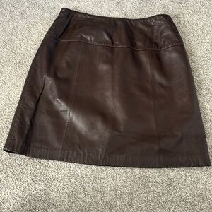 Valerie Stevens Pants Women's Size 12 100% Leather skirt